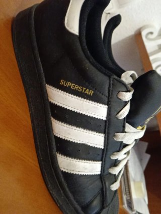 Adidas Superstar Negras Talla 39.5
