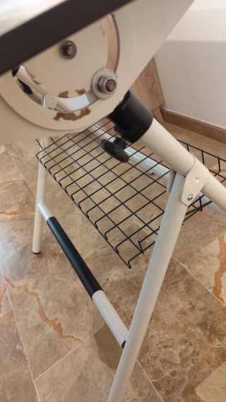 Mesa blanca dibujo técnico - inclinable y elevable