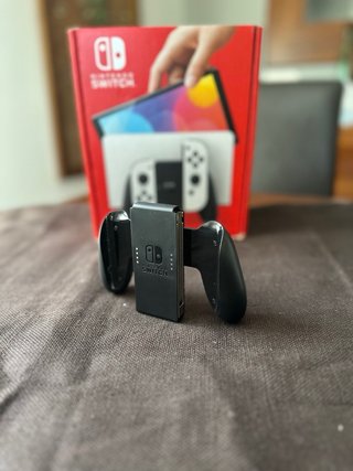 Nintendo Switch OLED Blanca Con extras!