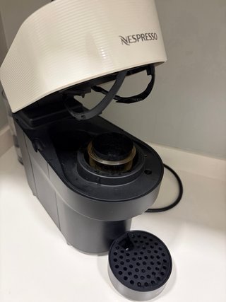 Cafetera Nespresso Vertuo Pop