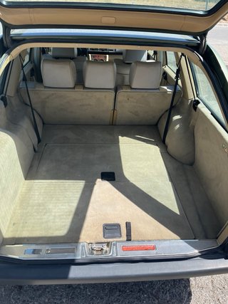 Mercedes-Benz W124  1986