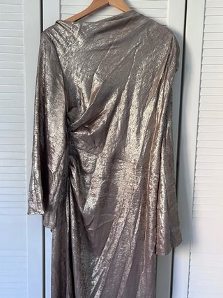 Vestido largo dorado talla XL