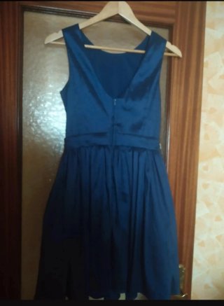 Vestido azul con pedrería