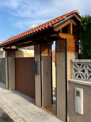 Carpintero Profesional, Construcción