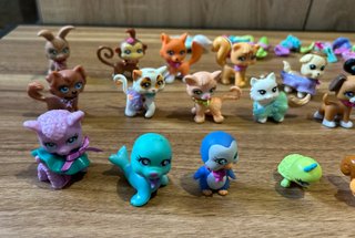 Lotto 29 Sparkling Eyes Pets 2004-2005 + Accessori