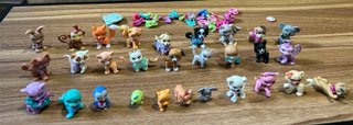 Lotto 29 Sparkling Eyes Pets 2004-2005 + Accessori