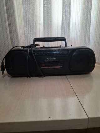 Radio Cassette Panasonic + Altavoz Sahara