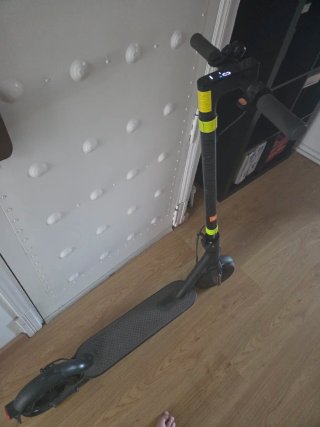 Patinete Eléctrico Negro marca Xiaomi (negociable)