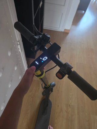 Patinete Eléctrico Negro marca Xiaomi (negociable)