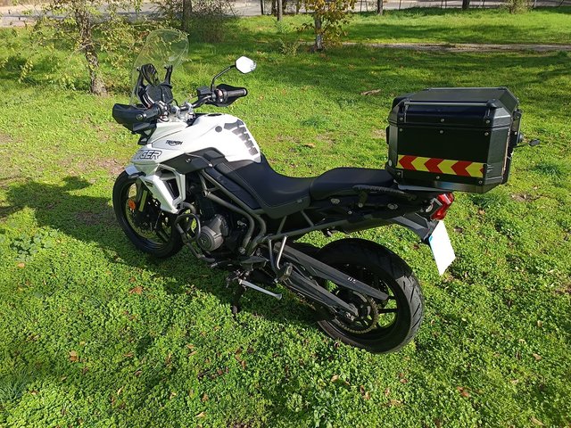 Triumph Tiger 800 XRX 19 Blanca