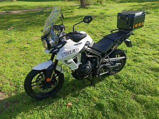 Triumph Tiger 800 XRX 19 Blanca
