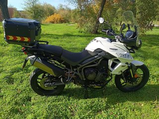 Triumph Tiger 800 XRX 19 Blanca