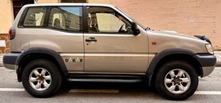 Nissan Terrano II 2001