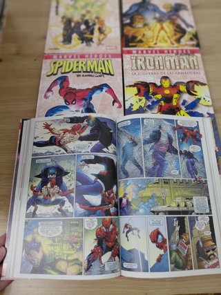 Lote 44 Cómics Marvel Héroes Panini (Tapa Dura)