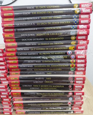 Lote 44 Cómics Marvel Héroes Panini (Tapa Dura)