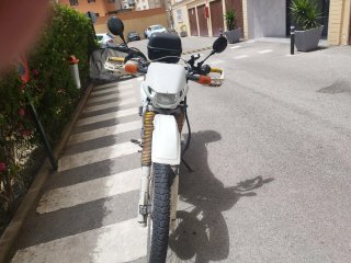 Suzuki DR 350 y BMW F 800 GS