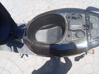 Aprilia SR 50 Agua Scooter