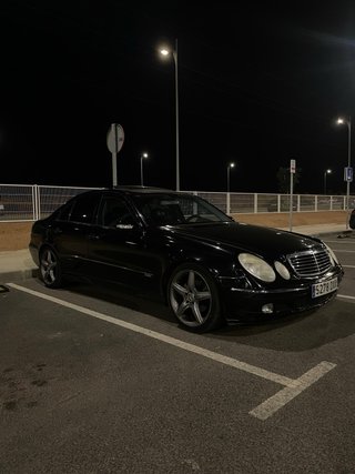Mercedes-Benz Clase E 2005