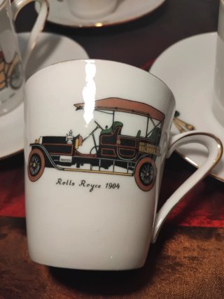 Set di Tazze e Piatti Vintage
