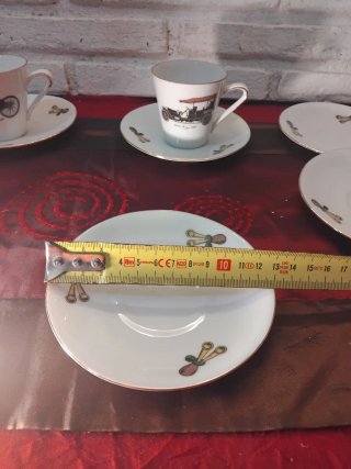 Set di Tazze e Piatti Vintage