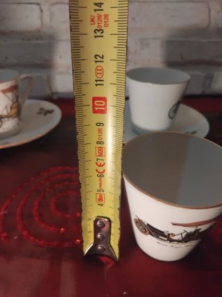 Set di Tazze e Piatti Vintage