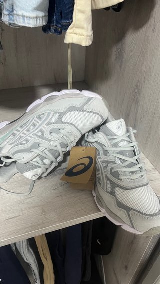 Asics GEL-NYC Gris/Blanco