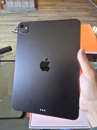 iPad Pro 11 M5 256GB con carcasa