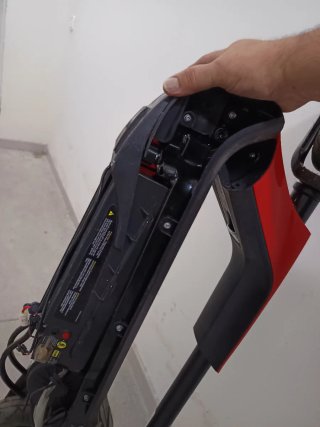 Patinete Eléctrico DBUG Rojo