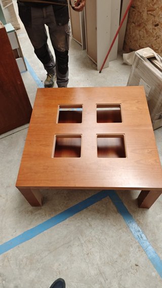 Mesa de centro de madera