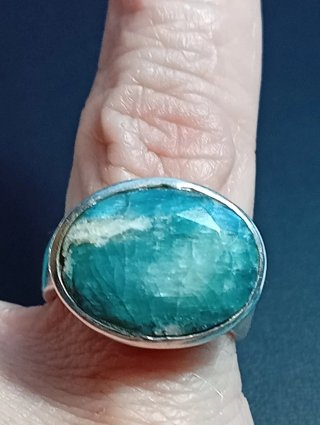 Anillo Plata Ley esmeralda facetada