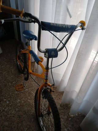 Bicicleta BMX GAC Naranja