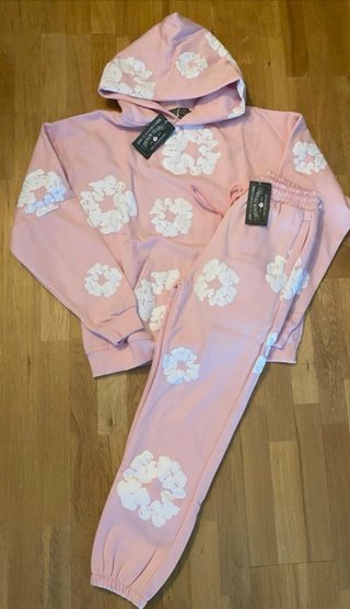 Conjunto chándal mujer DENIM TEARS rosa