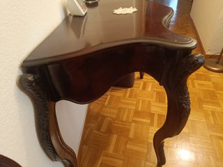 Consola antigüa de nogal macizo + 4 sillas