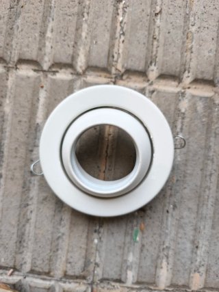 Mecanismos Enchufes Interruptores ojos de buey