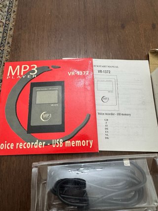 SEC MP3 Player VR-1372B/MON/IT
