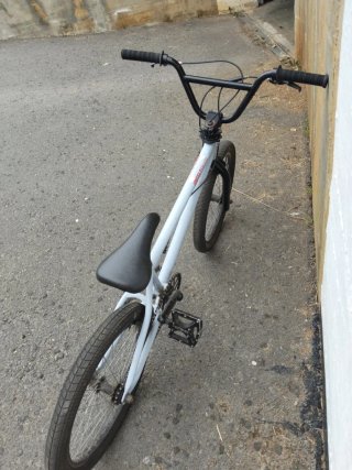Bicicleta BMX Felt sin usar