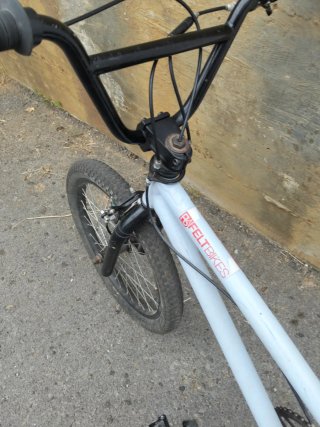 Bicicleta BMX Felt sin usar