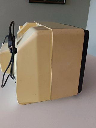 Televisor Antiguo Elbe Beige y Negro