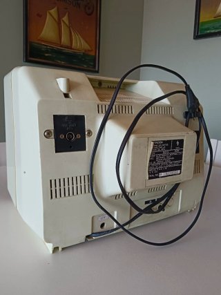 Televisor Antiguo Elbe Beige y Negro