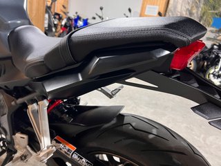 Honda CB 650 R
