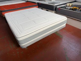 Base Tapizada 3D + Colchón Visco 150x190