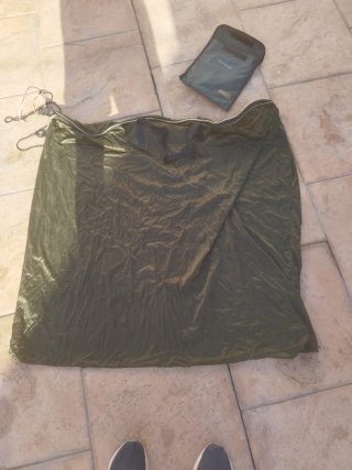 2 mulinelli da pesca + accessori
