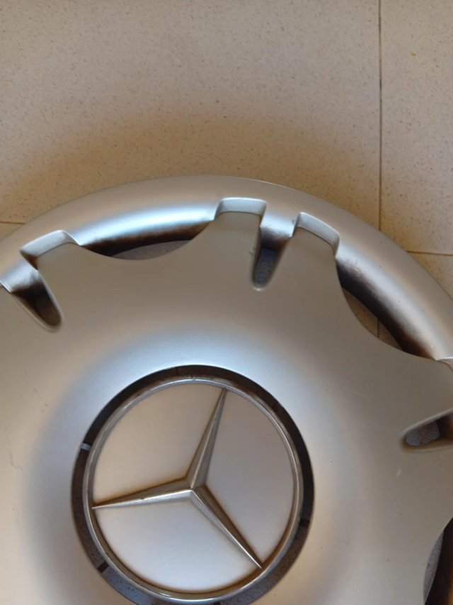 TAPACUBO MERCEDES VITO VIANO CHAPA LLANTA RUEDA