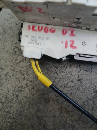 Cerradura Fiat Scudo Delantera Derecha 2012
