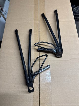 Estriberas y soportes Aprilia RS50 culo avispa