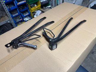 Estriberas y soportes Aprilia RS50 culo avispa