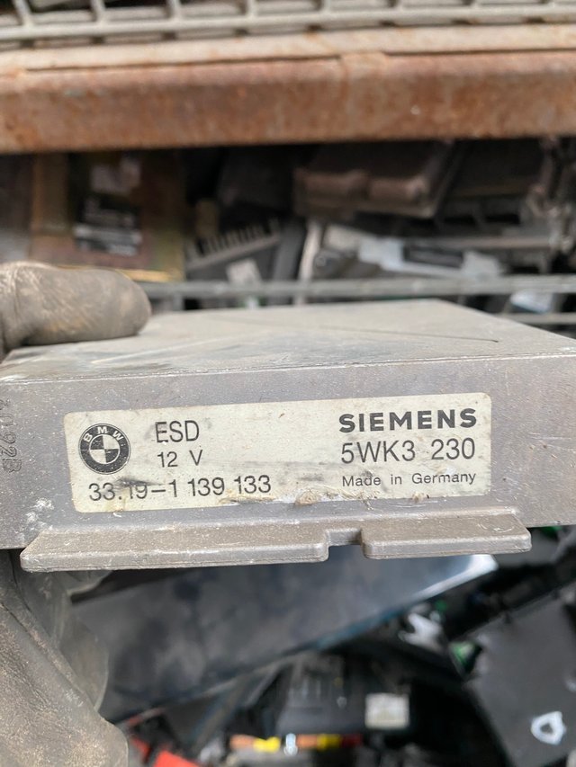Centralita Motor BMW Siemens 5WK3 230