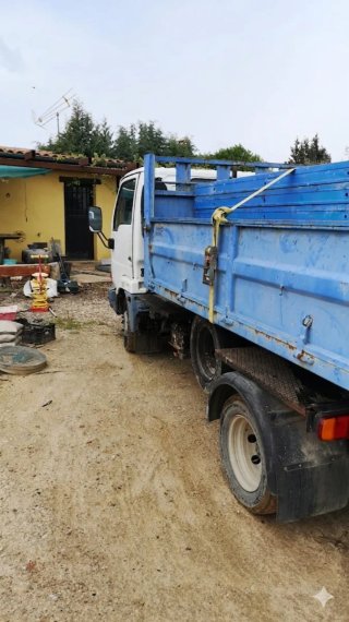 Nissan Cabstar 2000