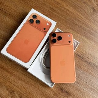 iPhone 17Pro Max Naranja