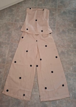Conjunto top y pantalón lunares beige